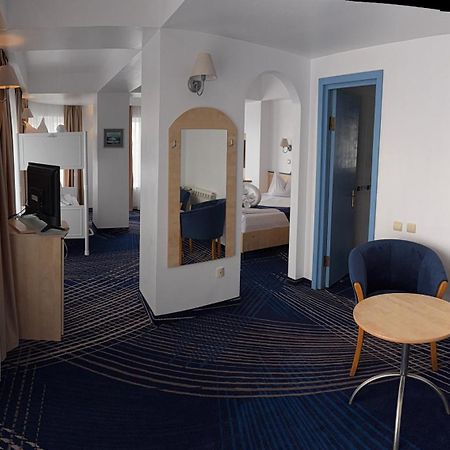 Briza Boutique Hotel 마마이아 외부 사진